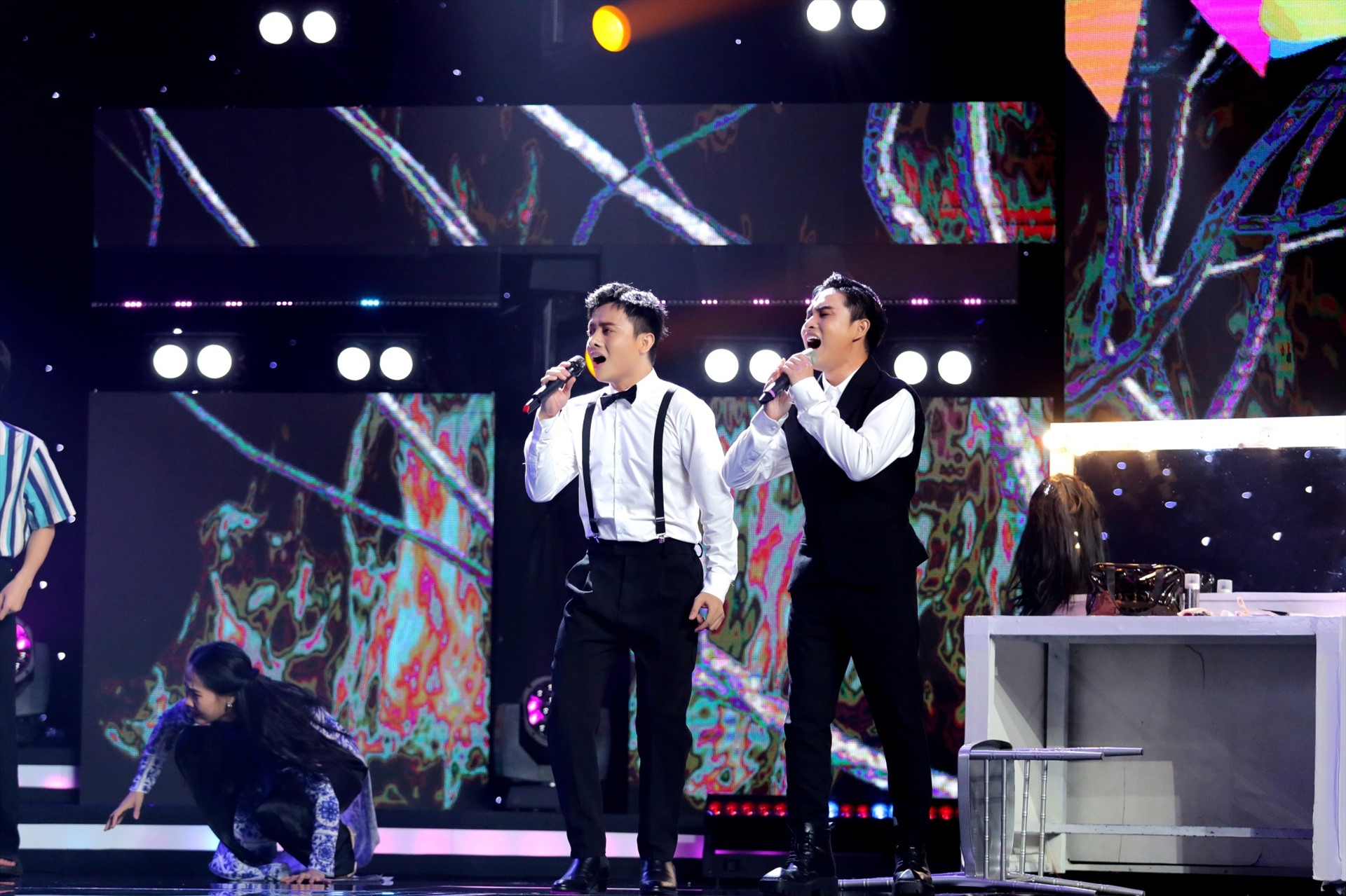 Trương Trần Anh Duy và Henry Ngọc Thạch. Ảnh: Nhà sản xuất