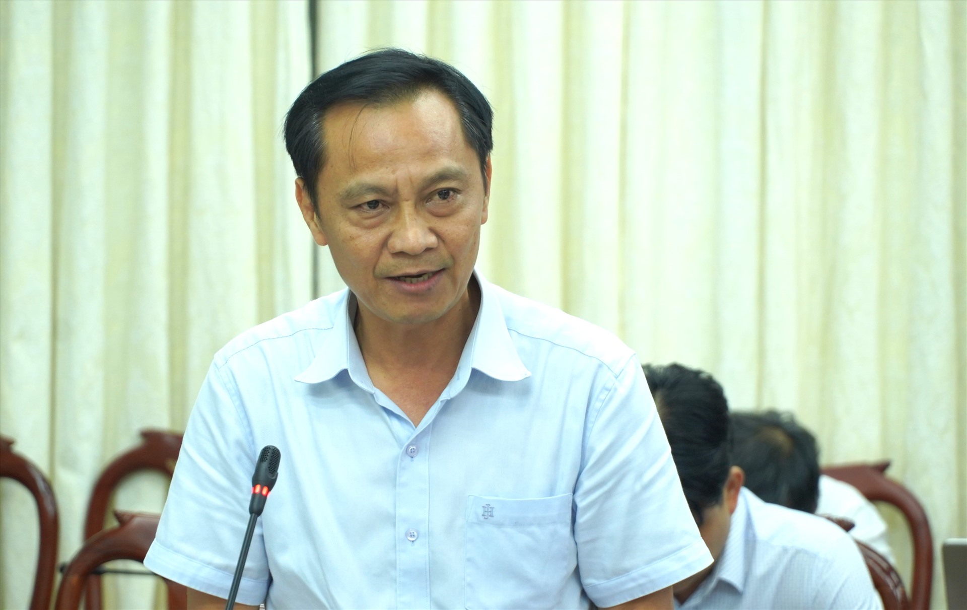 Ông Nguyễn Hoàng Tùng - Phó Giám đốc Sở Giao thông Vận tải (GTVT) TP Cần Thơ phát biểu tại buổi làm việc. Ảnh: Tạ Quang