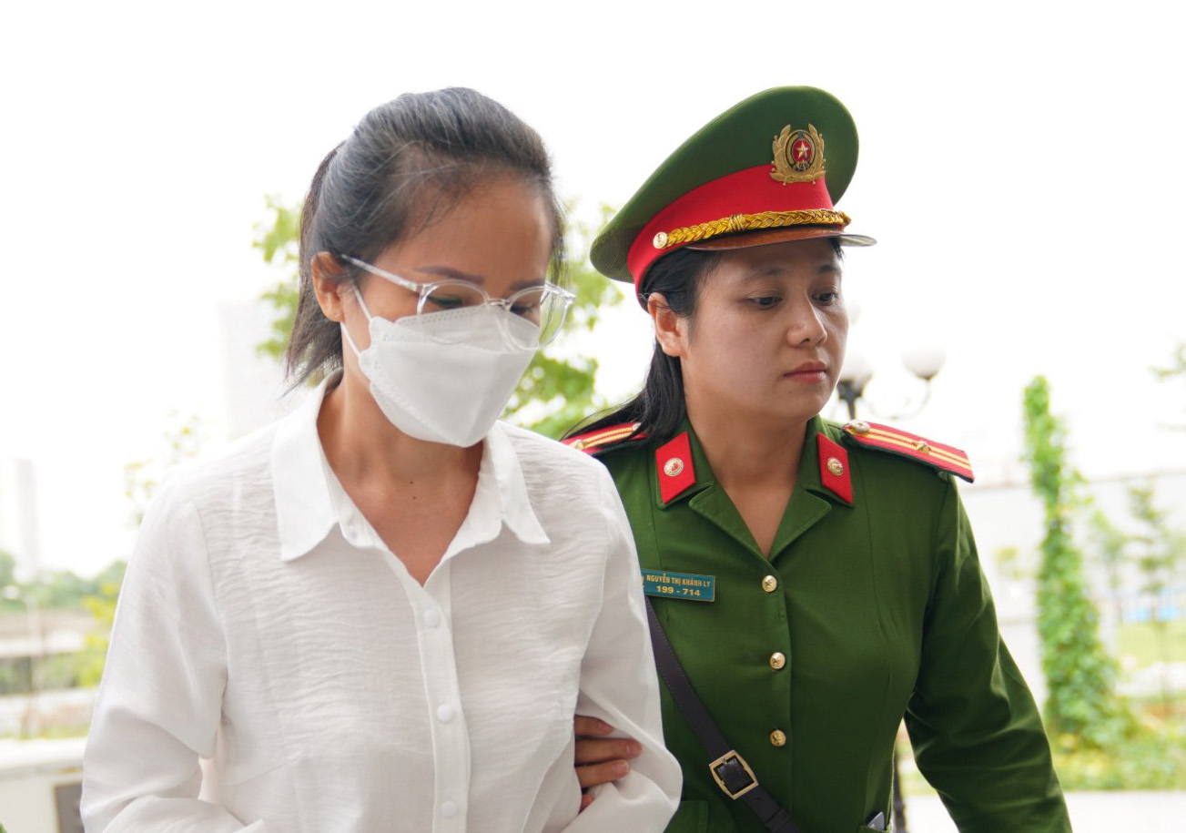 Cựu Cục trưởng Cục Lãnh sự, Bộ Ngoại giao - bị cáo Nguyễn Thị Hương Lan. Ảnh: Quang Việt
