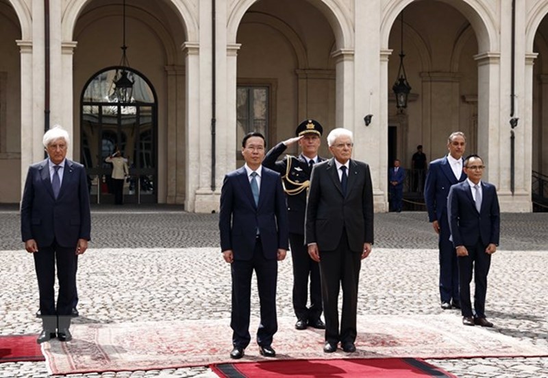 Tổng thống Italy chủ trì lễ tiễn Chủ tịch nước Võ Văn Thưởng và Phu nhân