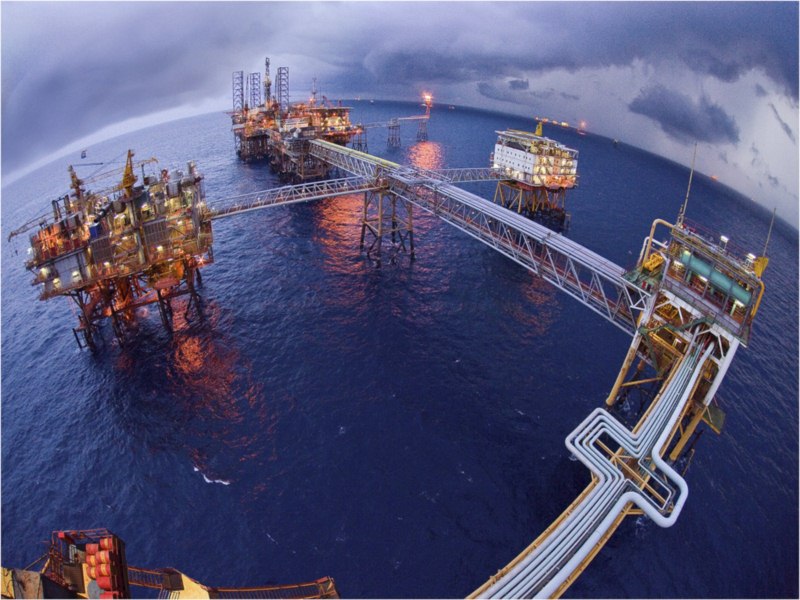 Giá dầu giảm là một trong những yếu tố góp phần đưa CPI 7 tháng năm 2023 của nước ta có xu hướng giảm. Ảnh minh họa: Tập đoàn Dầu khí