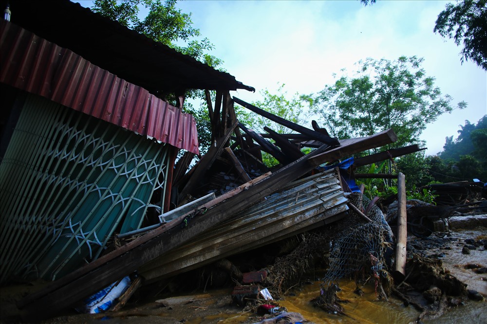 Lũ quét ở miền núi. Ảnh Sơn Tùng