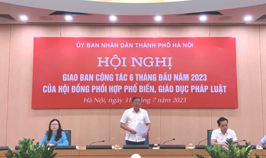 Phó Chủ tịch Thường trực UBND TP Lê Hồng Sơn phát biểu chỉ đạo tại Hội nghị. Ảnh: hanoi.gov.vn
