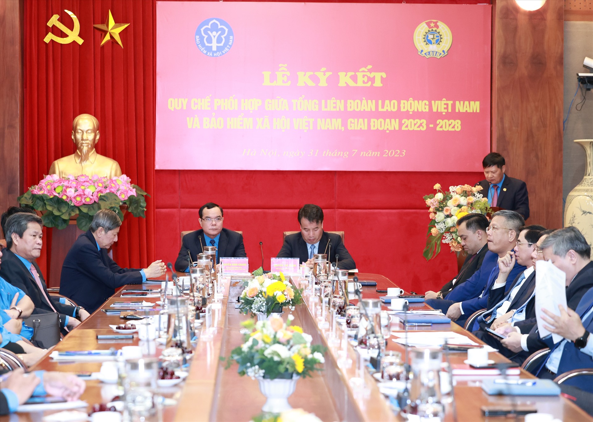 Tổng Liên đoàn Lao động Việt Nam và Bảo hiểm xã hội Việt Nam ký quy chế phối hợp giai đoạn 2023-2028
