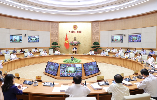 Thủ tướng Phạm Minh Chính chủ trì hội nghị trực tuyến toàn quốc Chính phủ với các địa phương. Ảnh: VGP