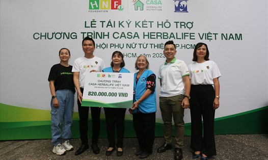 Lễ tái ký kết Chương trình Casa Herbalife Việt Nam tại Hội Phụ nữ Từ thiện TPHCM. Ảnh: DN cung cấp