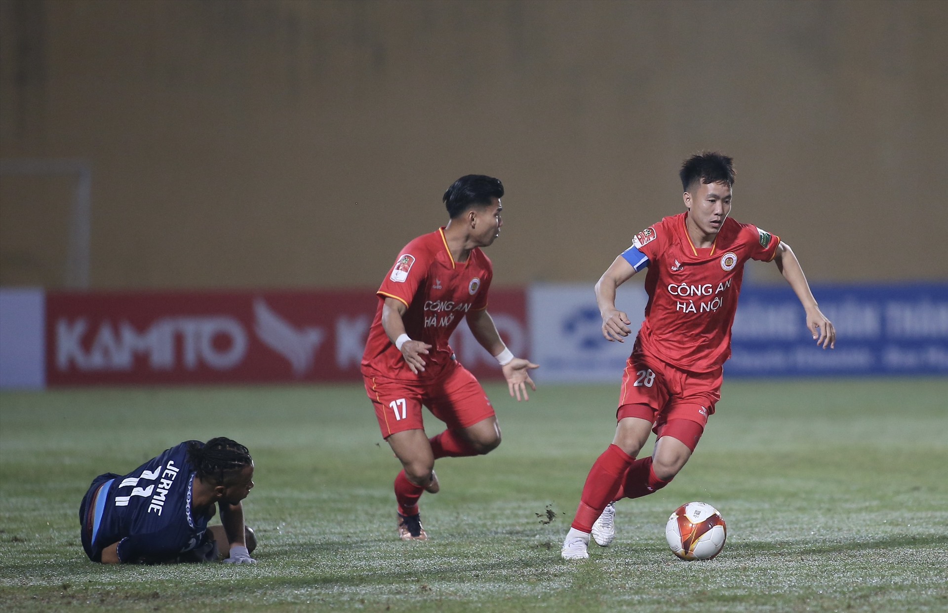 Công an Hà Nội thắng ấn tượng Bình Định ngày khai màn V.League 2023. Ảnh: VPF