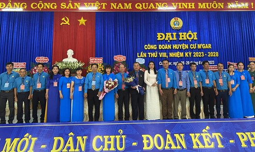 Ban Chấp hành LĐLĐ huyện Cư M'gar nhiệm kỳ 2023 - 2028. Ảnh: Thanh Quang