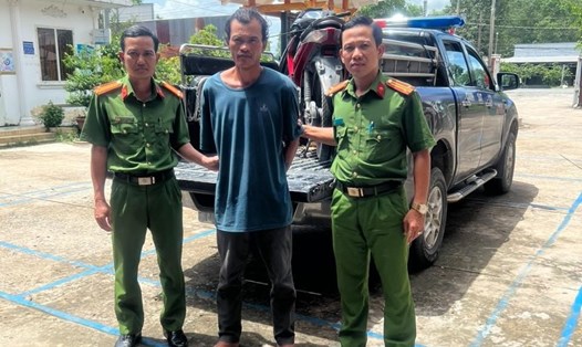 Đối tượng Nguyễn Văn Tuấn Anh bị bắt tại Long An khi đang trên đường tiêu thụ xe máy lấy trộm ở Đồng Tháp. Ảnh: Công an cung cấp