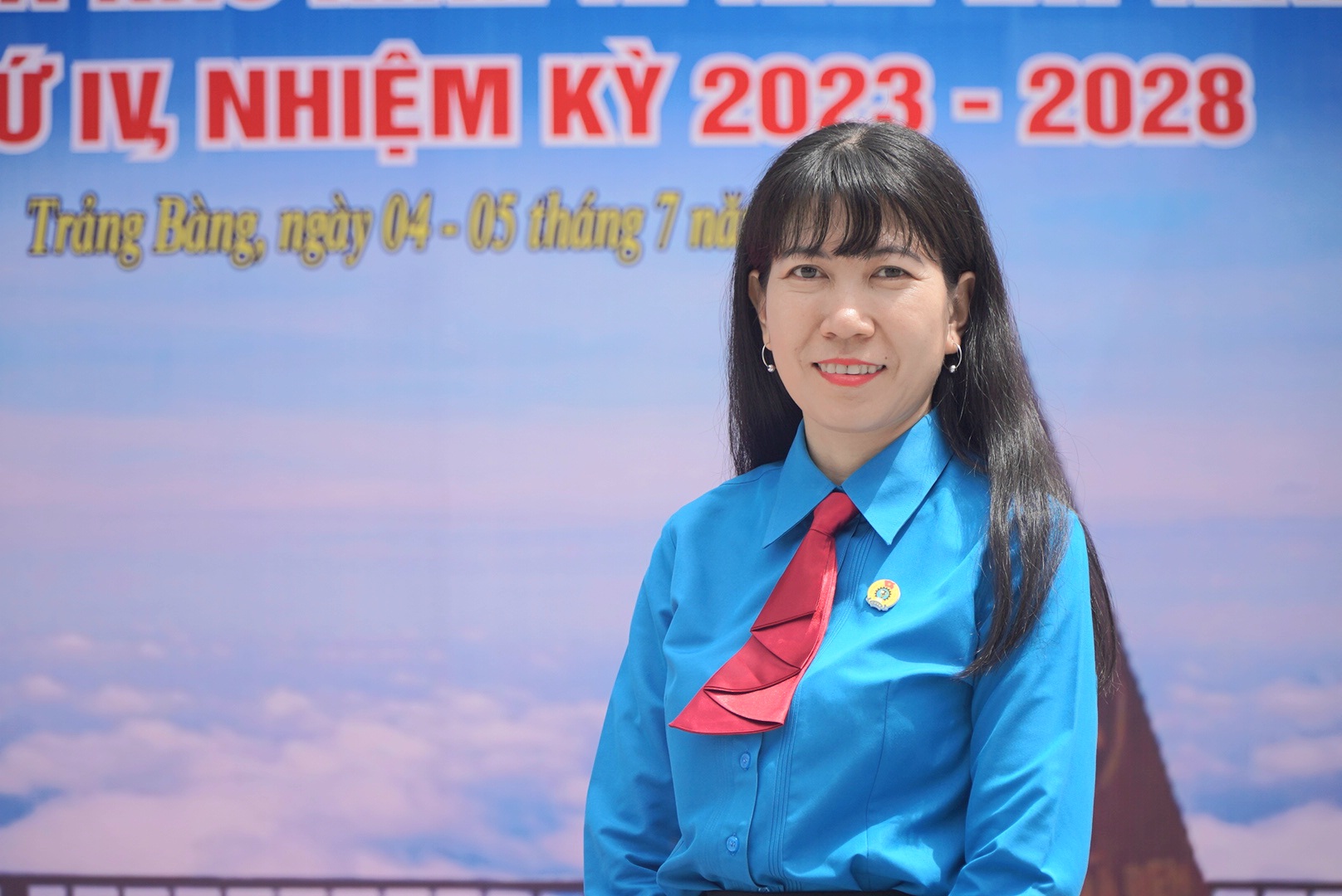 Bà Nguyễn Thị Kim Liên - Ủy viên Đoàn Chủ tịch Tổng LĐLĐ Việt Nam, Chủ tịch Công đoàn Khu kinh tế Tây Ninh nhiệm kỳ 2018-2023 - tiếp tục được bầu giữ chức Chủ tịch Công đoàn Khu kinh tế nhiệm kỳ 2023-2028. Ảnh: Chân Phúc