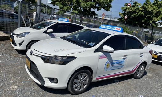 Một xe taxi mang thương hiệu Saigontourist của Công ty CP vận chuyển Sài Gòn Tourist gian lận giá cước bị cơ quan chức năng kiểm tra, xử phạt. Ảnh: Thanh tra Giao thông TPHCM
