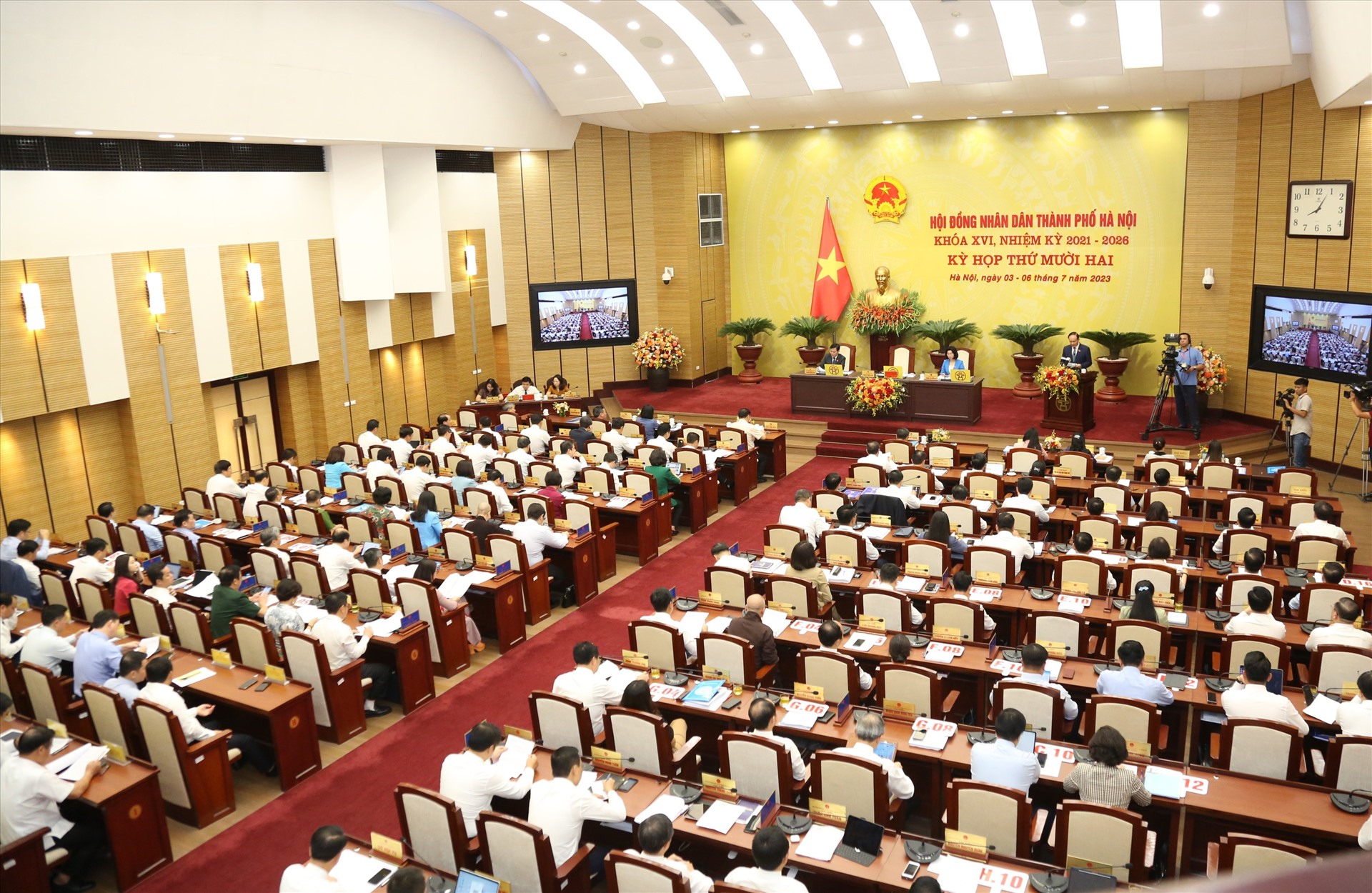 Toàn cảnh phiên họp HĐND TP Hà Nội ngày 5.7. Ảnh: Phạm Đông