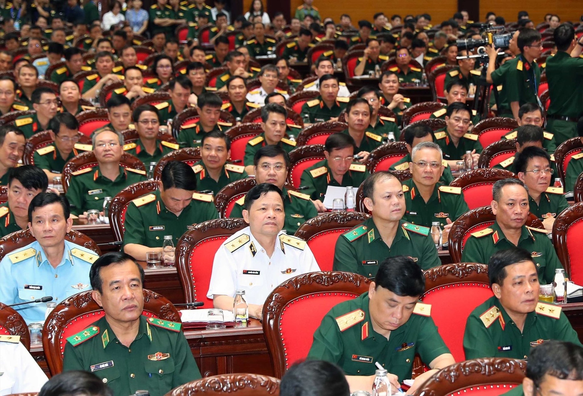Các đại biểu dự Hội nghị quân chính toàn quân 6 tháng đầu năm 2023. Ảnh: TTXVN