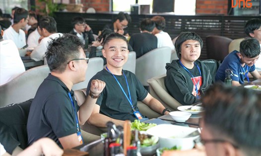 Với mục tiêu xây dựng sân chơi cho hàng nghìn bạn trẻ trên khắp Việt Nam, Code Tour trở thành một mảnh ghép của sứ mệnh "Grow People" mà VNG đang theo đuổi. Ảnh: VNG