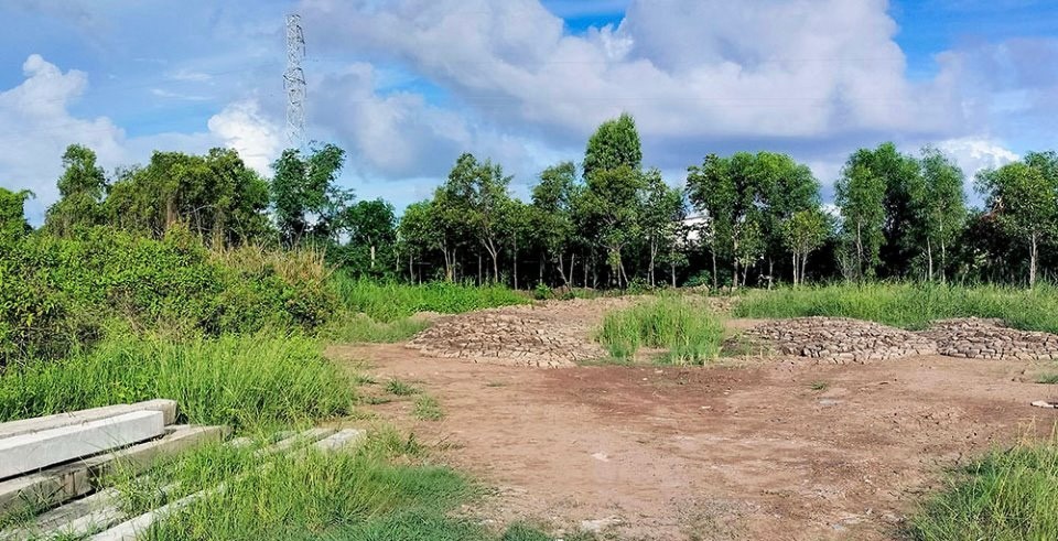 Sau 6 năm, dự án vẫn còn là khu đất trống. Ảnh: Nhật Hồ