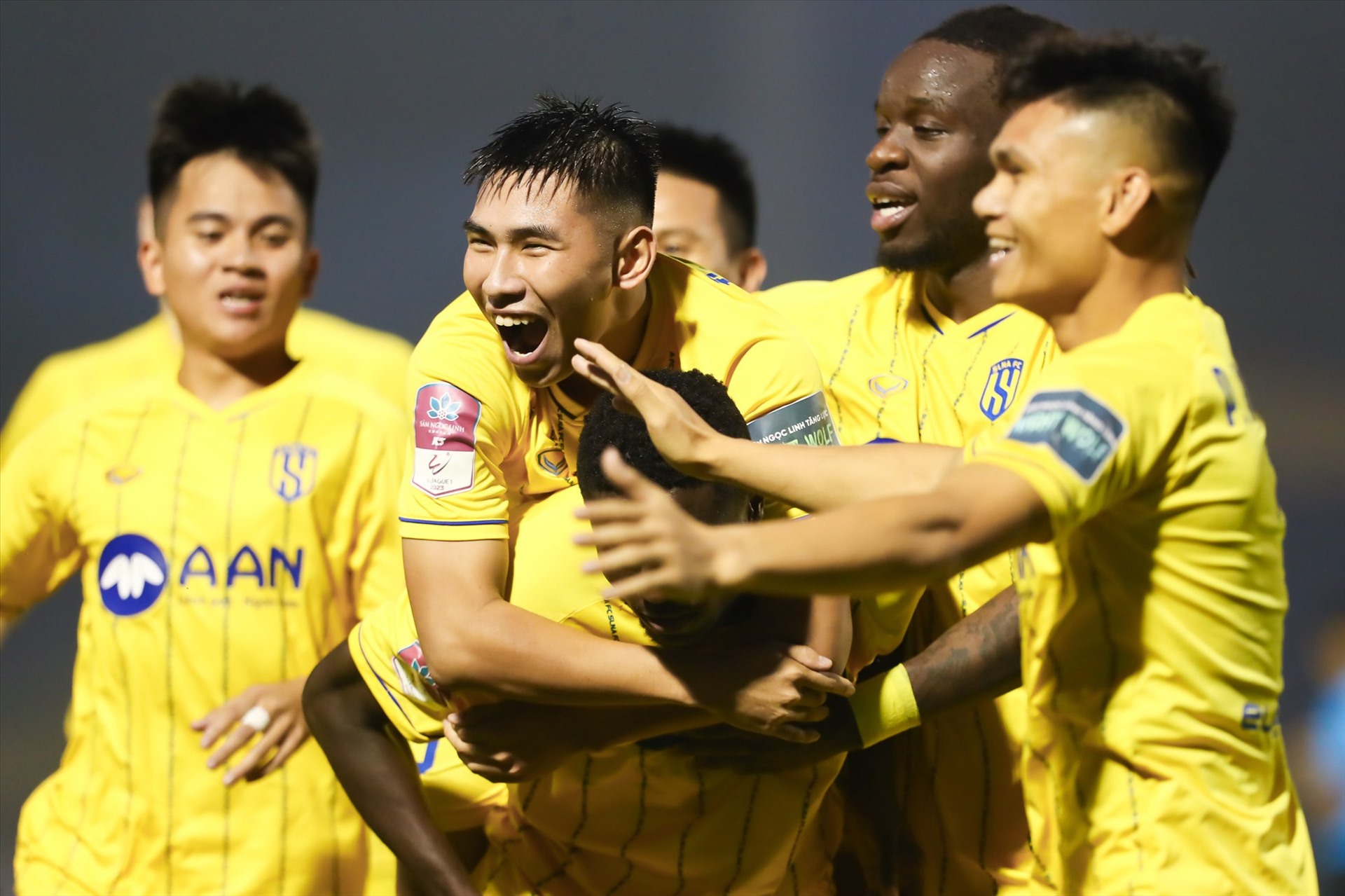 Sông Lam Nghệ An có khả năng trụ hạng sớm so với các đội bóng ở nhóm B V.League 2023. Ảnh: Xuân Thuỷ