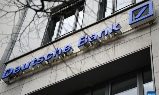 Chi nhánh ngân hàng Deutsche Bank ở Berlin, Đức. Ảnh: Xinhua
