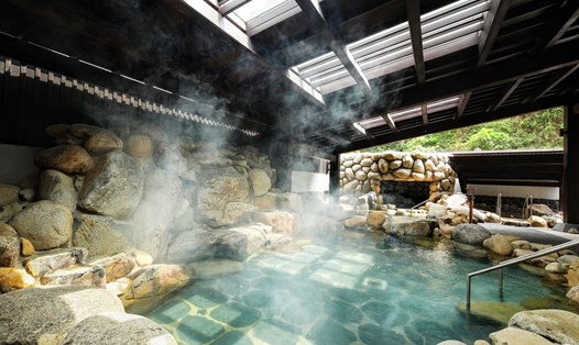 Tắm khoáng rất có lợi cho sức khỏe.