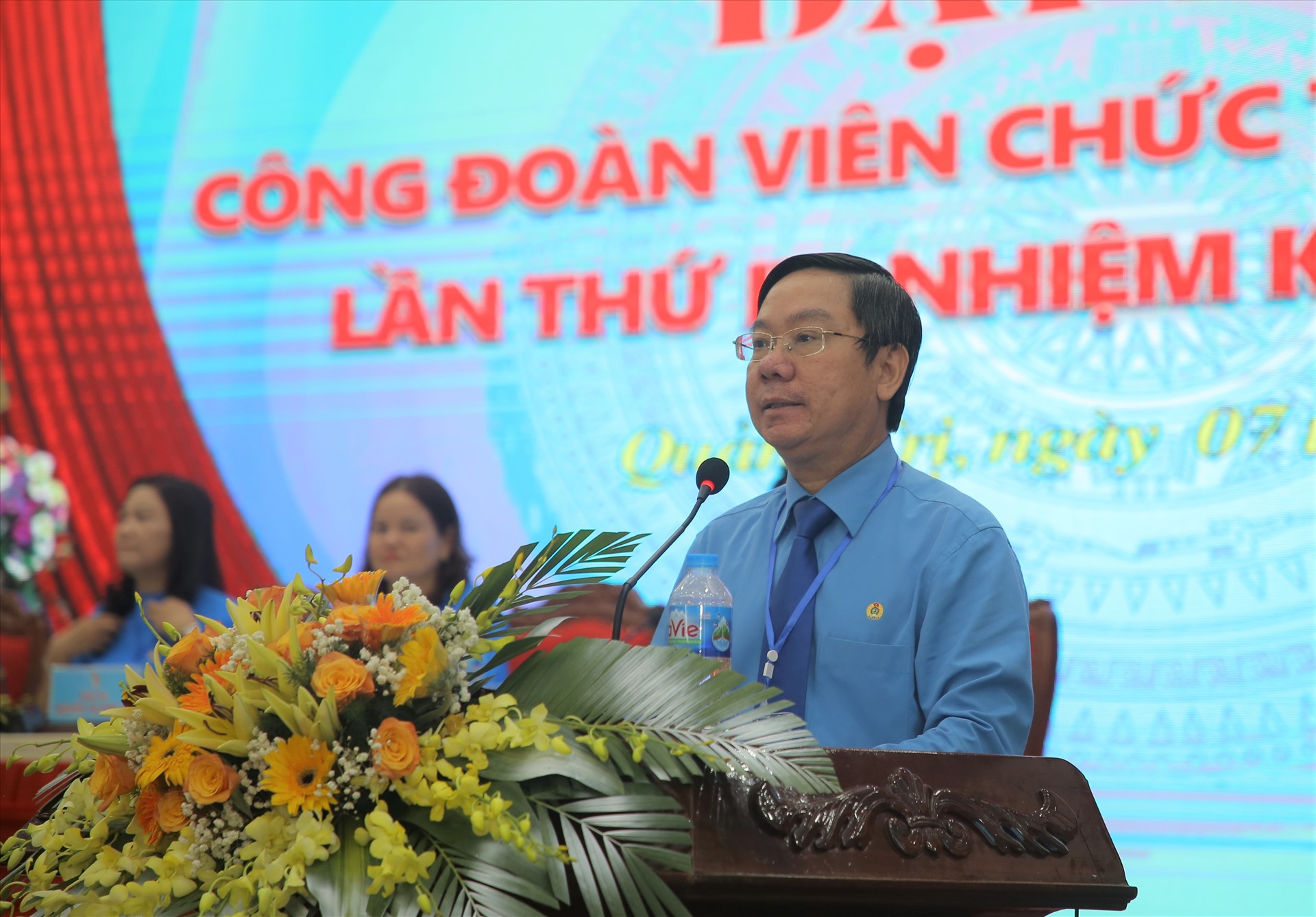 Ông Nguyễn Thế Lập - Chủ tịch LĐLĐ tỉnh Quảng Trị phát biểu tại đại hội. Ảnh: Hưng Thơ.