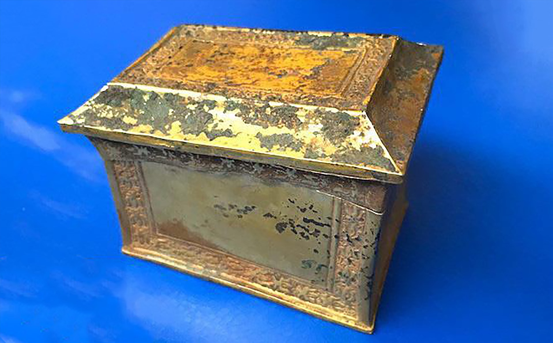 Hộp xá lị Phật cách đây 1.400 năm. Ảnh: Nguyễn Hữu Mạnh