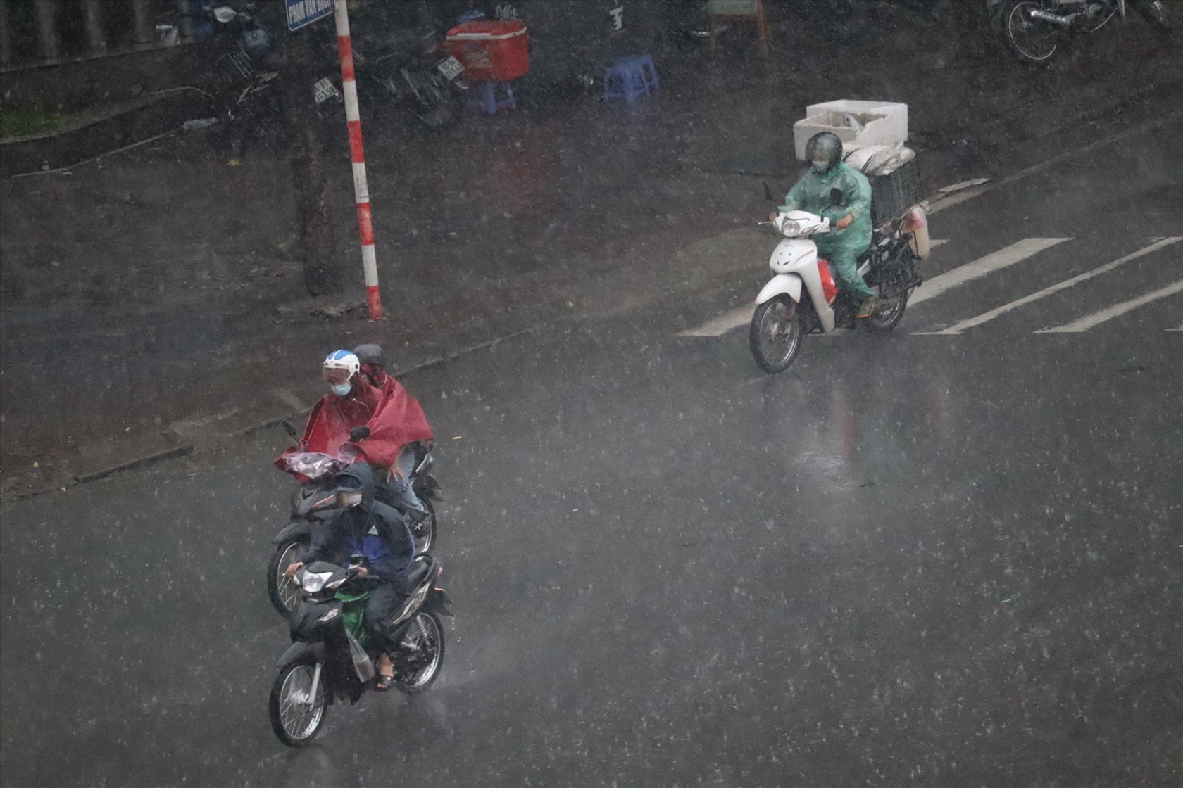 Mưa Dông Kéo Dài 3 Ngày - Cảnh Báo Nguy Cơ Lũ Quét, Sạt Lở Đất Tại Miền Bắc