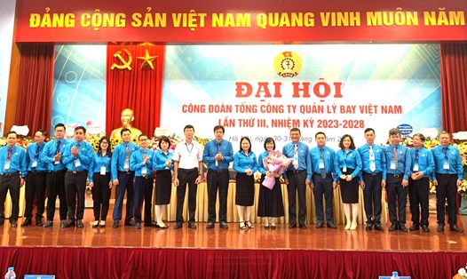 Ra mắt Ban Chấp hành Công đoàn Tổng Công ty Quản lý bay Việt Nam khóa III, nhiệm kỳ 2023 – 2028. Ảnh: Phùng Quý