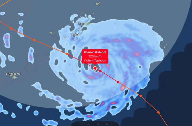 台風カヌン接近、日本初の激しい影響を受ける