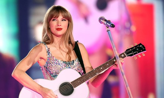Taylor Swift xô đổ nhiều kỉ lục với tour lưu diễn Eras Tour. Ảnh: Instagram nhân vật