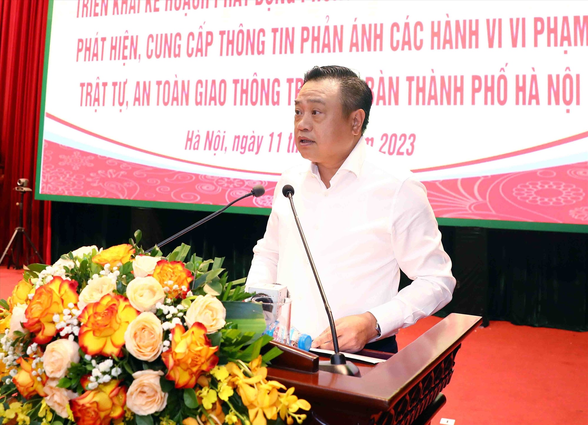 Chủ tịch UBND TP Hà Nội tại buổi phát động. Ảnh: CAHN