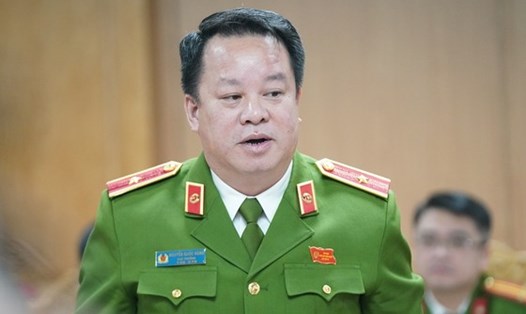 Cục trưởng C06 - Thiếu tướng Nguyễn Quốc Hùng cho biết, người dân gặp khó khăn, vướng mắc với VNeID thì có thể gọi tới Cục. Ảnh: Việt Trung