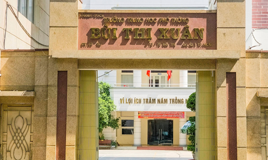 Tài khoản của Trường THPT Bùi Thị Xuân (Quận 1, TPHCM) đã được mở lại sau khi nộp khoản thuế bị cưỡng chế là hơn 336 triệu đồng. Ảnh: Nhà trường