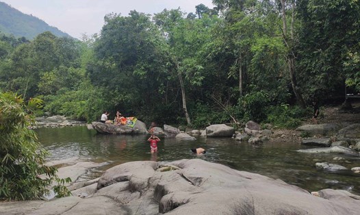 Điểm du lịch cộng đồng suối Kẹm, xóm Tân Sơn, xã La Bằng, huyện Đại Từ. Ảnh: Minh Hạnh