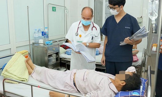 Nam bệnh nhân ở Điện Biên nhiễm sán lá phổi do ăn gỏi cua sống. Ảnh: BVCC
