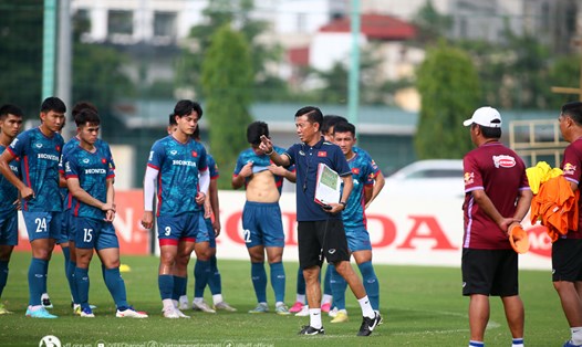U23 Việt Nam lên đường sang Thái Lan với 26 cầu thủ. Ảnh: VFF