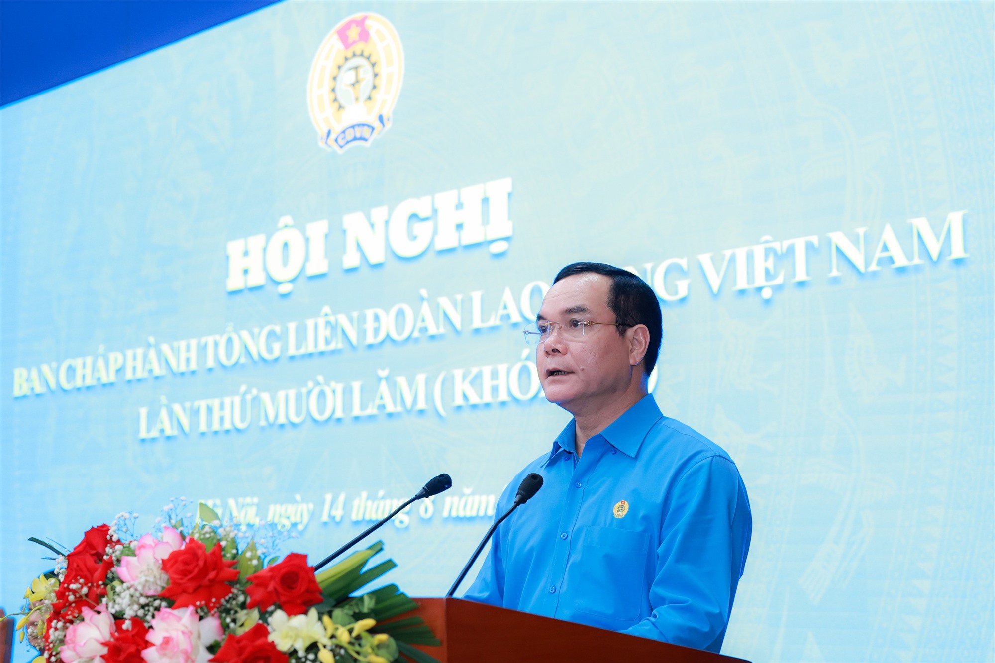 Thảo luận dự thảo kế hoạch chuẩn bị nhân sự Đại hội XIII Công đoàn Việt Nam