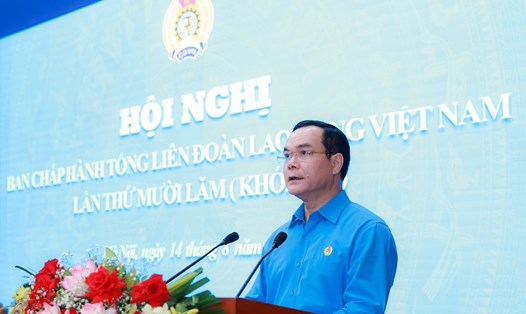 Chủ tịch Tổng Liên đoàn Lao động Việt Nam Nguyễn Đình Khang phát biểu khai mạc hội nghị. Ảnh: Hải Nguyễn 
