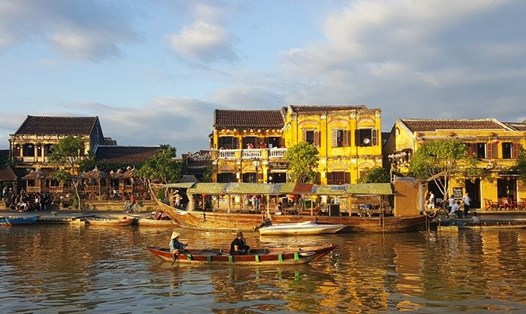 Sắc vàng đặc trưng của phố cổ Hội An. Ảnh: Tripadvisor