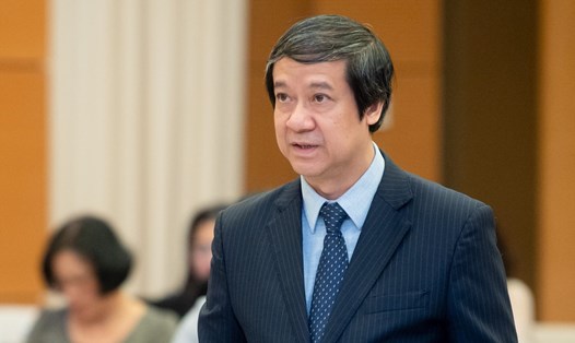 Bộ trưởng Bộ Giáo dục và Đào tạo Nguyễn Kim Sơn phát biểu. Ảnh: Phạm Thắng/QH

