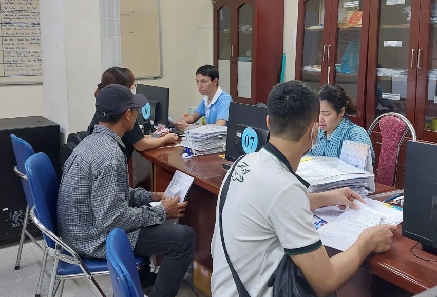 Người lao động đến tư vấn, tìm việc làm tại Trung tâm Dịch vụ việc làm Hải Phòng. Ảnh: Trung tâm DVVL Hải Phòng