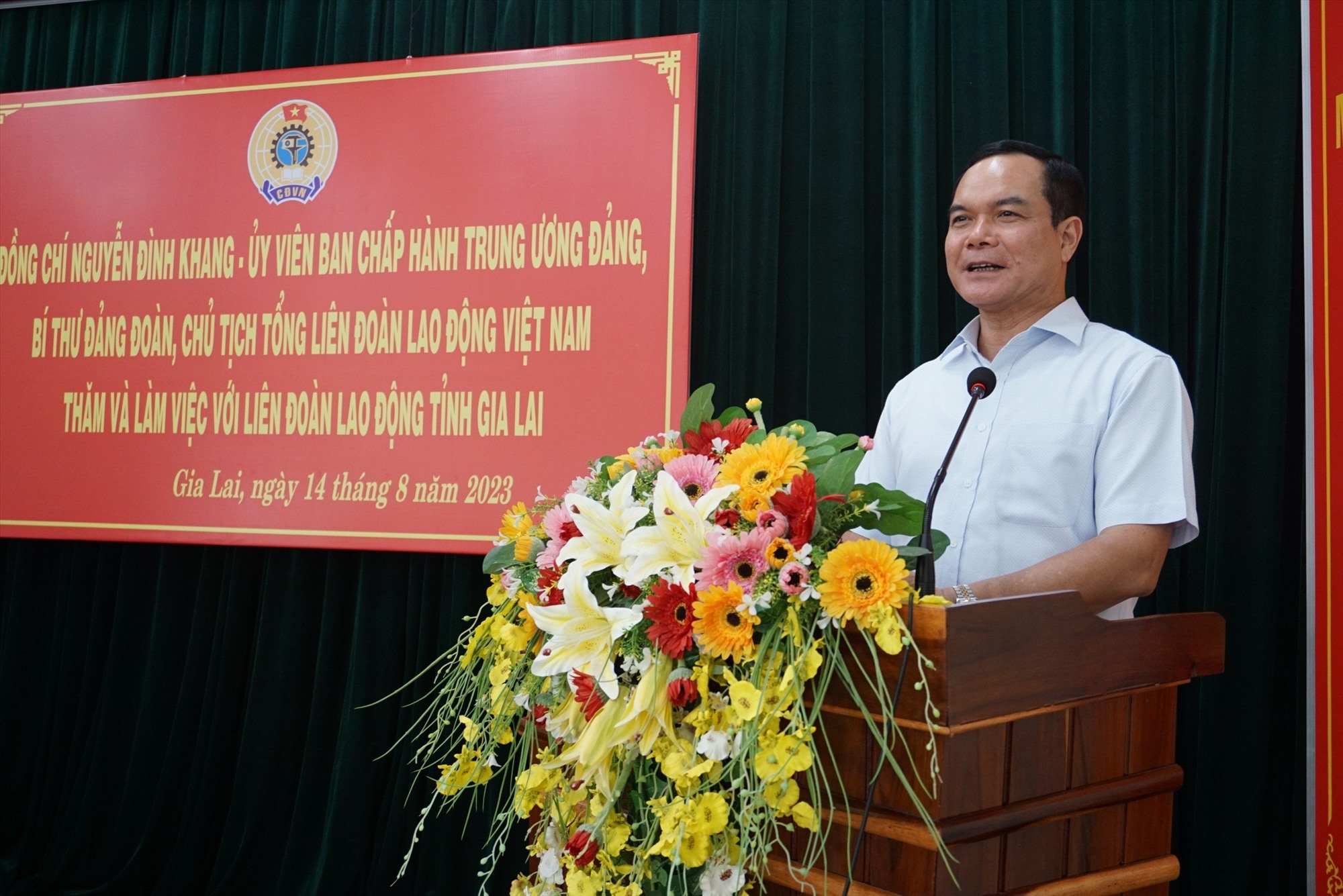 Chủ tịch Tổng Liên đoàn Lao động Việt Nam Nguyễn Đình Khang phát biểu. Ảnh: Bảo Thanh