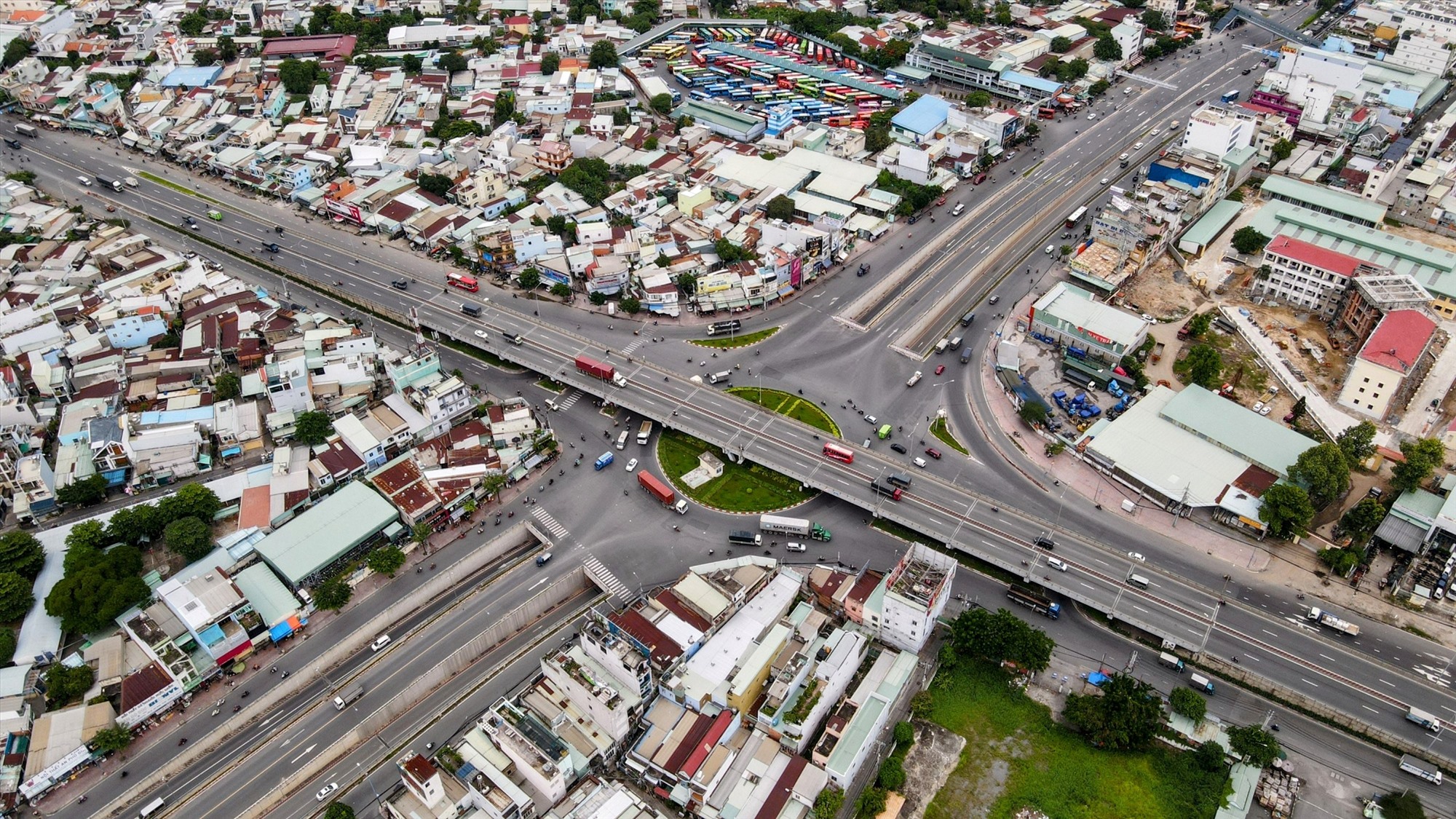Hiện quốc lộ 22 đang trong tình trạng quá tải, xuống cấp, cần sớm được nâng cấp, mở rộng để đảm bảo việc lưu thông và cải thiện năng lực vận chuyển hàng hóa từ các tỉnh miền Đông, Tây Nam Bộ về TP Hồ Chí Minh.