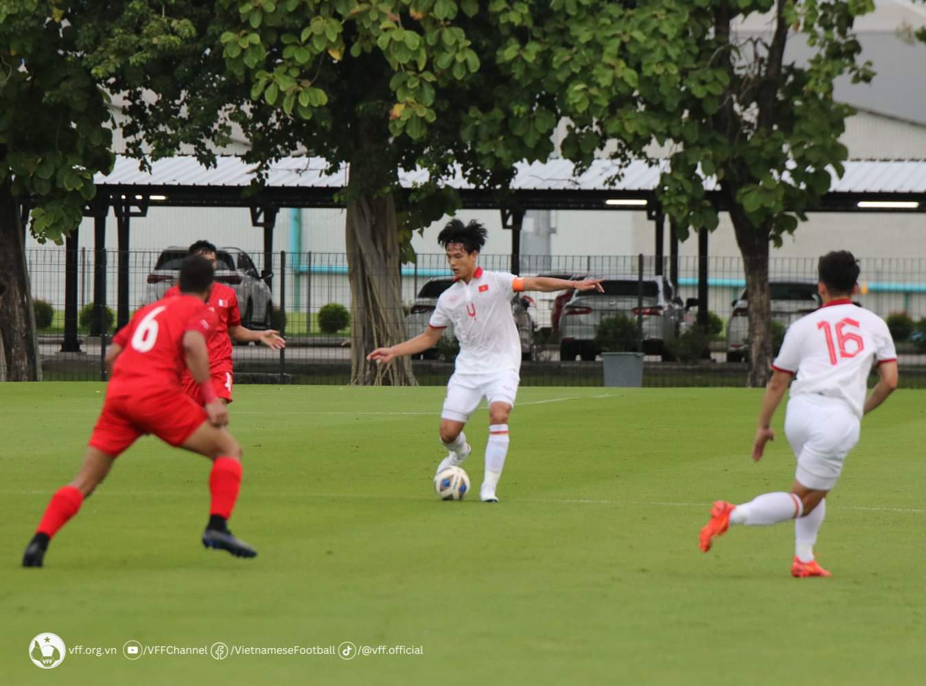 U23 Việt Nam thi đấu giao hữu với U23 Bahrain trước thềm giải U23 Đông Nam Á 2023. Ảnh: VFF