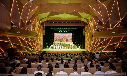 Chương trình Hòa nhạc giao hưởng Tháng Tám sẽ tổ chức tại Nhà hát Hồ Gươm. Ảnh: BTC