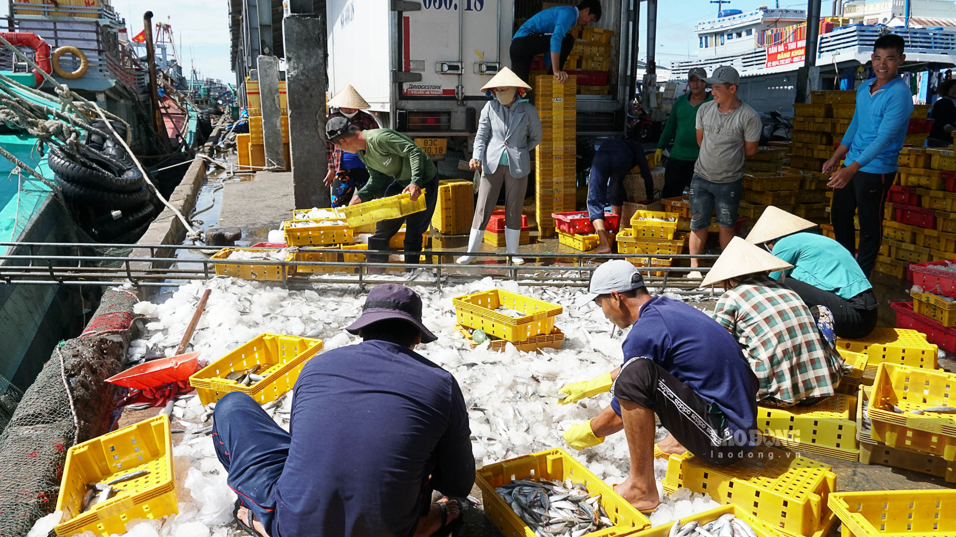 Khai thác thủy sản chiếm vị trí quan trọng trong kinh tế biển của tỉnh Sóc Trăng. Ảnh: Phương Anh