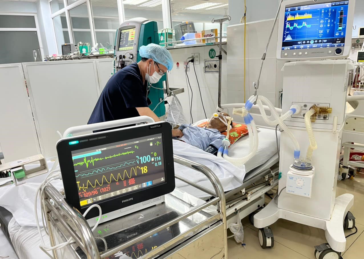 Bác sĩ bỏ việc là một trong những nguyên nhân khiến các cơ sở y tế công lập tại Quảng Nam đối diện với tình trạng thiếu bác sĩ. Ảnh Hoàng Bin  