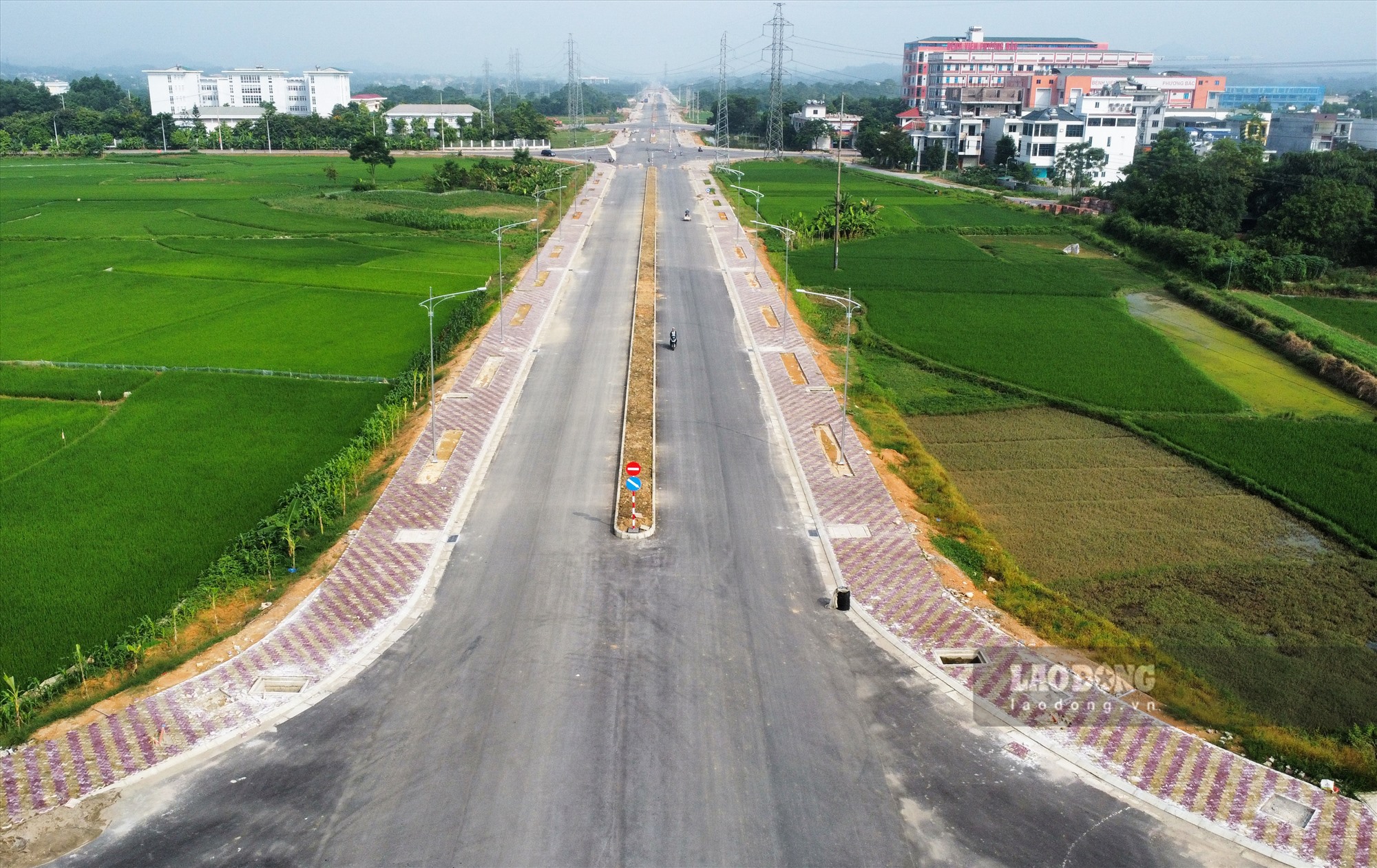 Theo Ban Quản lý dự án đầu tư xây dựng các công trình giao thông tỉnh Tuyên Quang, tuyến đường này sẽ góp phần từng bước hoàn thiện hệ thống giao thông đồng bộ theo quy hoạch mạng lưới giao thông tỉnh Tuyên Quang đến năm 2030. Đây là công trình trọng điểm của tỉnh và nằm trong chuỗi sự kiện chào mừng kỷ niệm 190 năm thành lập tỉnh Tuyên Quang. Vì vậy, tiến độ và chất lượng của dự án được chủ đầu tư đặc biệt quan tâm, giám sát chặt chẽ.