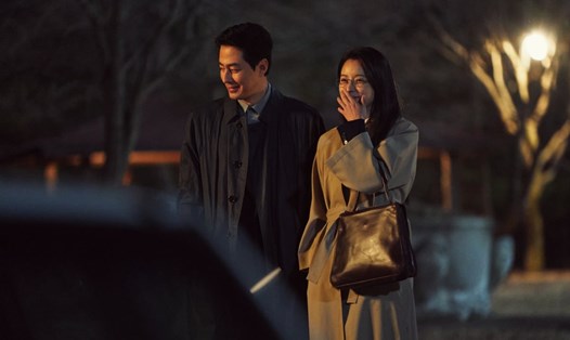 Han Hyo Joo, Jo In Sung diễn ăn ý trong phim “Moving”. Ảnh: Nhà sản xuất