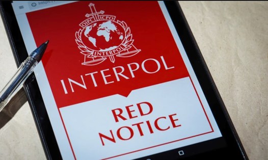 Hai công dân Mỹ đặc biệt nguy hiểm bị bắt giữ theo Lệnh truy nã Đỏ của Interpol.
