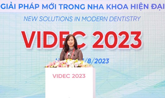 Bộ trưởng Bộ Y tế Đào Hồng Lan phát biểu khai mạc triển lãm Răng Hàm Mặt quốc tế 2023. Ảnh: Trần Minh/Bộ Y tế