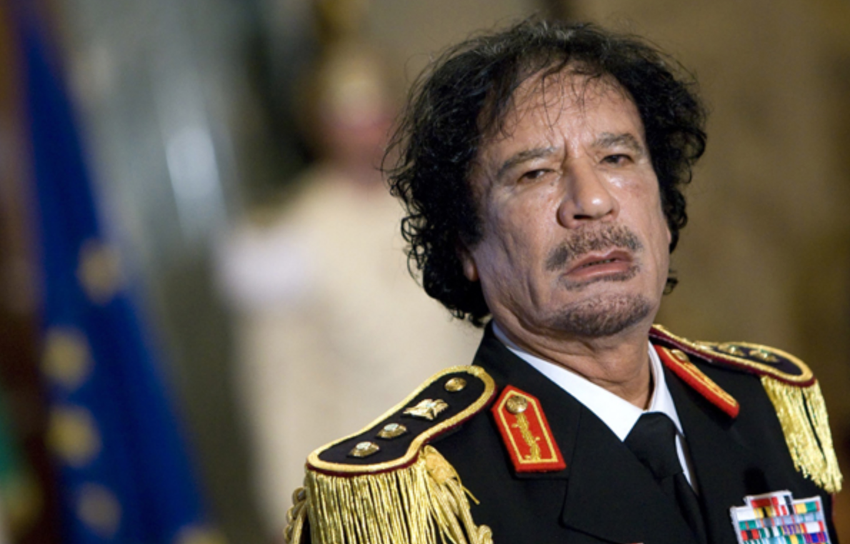 Nhà lãnh đạo Libya Muammar Gaddafi trong một cuộc họp báo ở Rome, Italy, ngày 10.6.2009. Ảnh: Xinhua